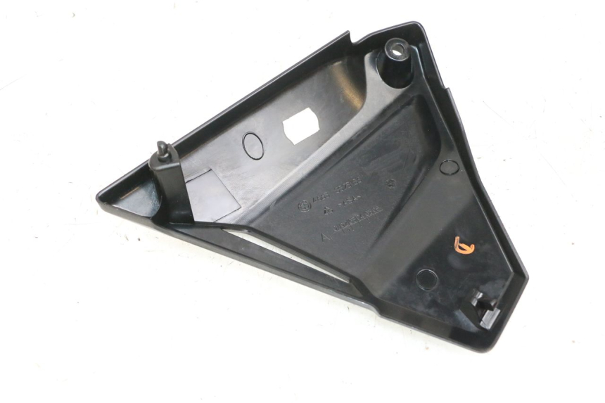 photo de TELAIO CARENA DESTRA BMW R GS 1250 (2021 - 2024) - Zoom sullo stato d'uso