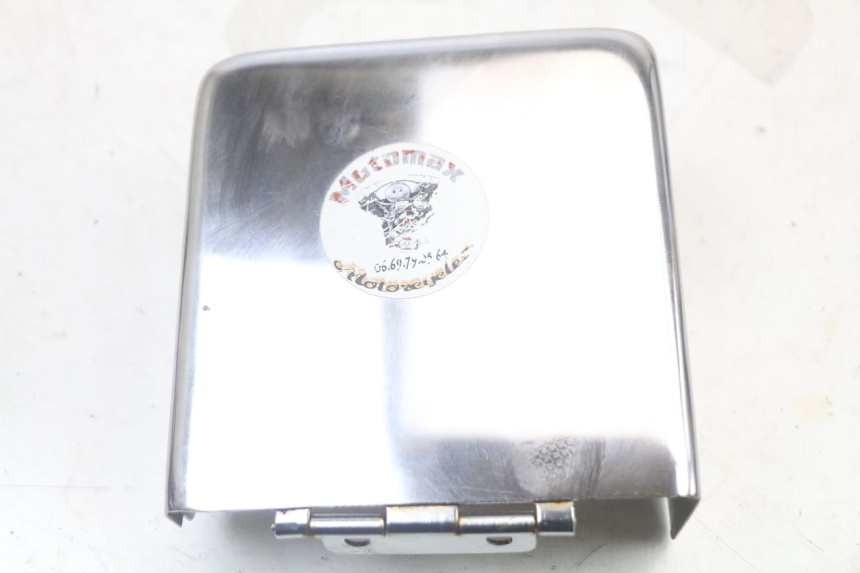 photo de TELAIO CARENA DESTRA REGAL RAPTOR SPYDER 125 (2010 - 2018) - Dettaglio del componente