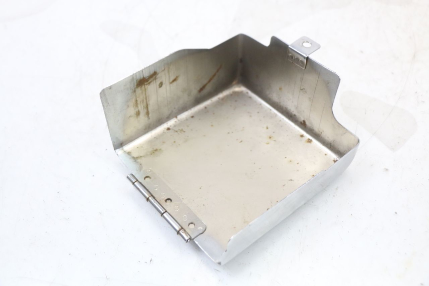 photo de TELAIO CARENA DESTRA REGAL RAPTOR SPYDER 125 (2010 - 2018) - Primo piano tecnico