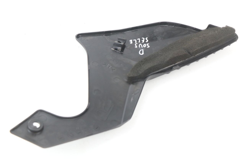 photo de TELAIO CARENA DESTRA HONDA VFR F 1200 (2010 - 2015) - Dettaglio del componente