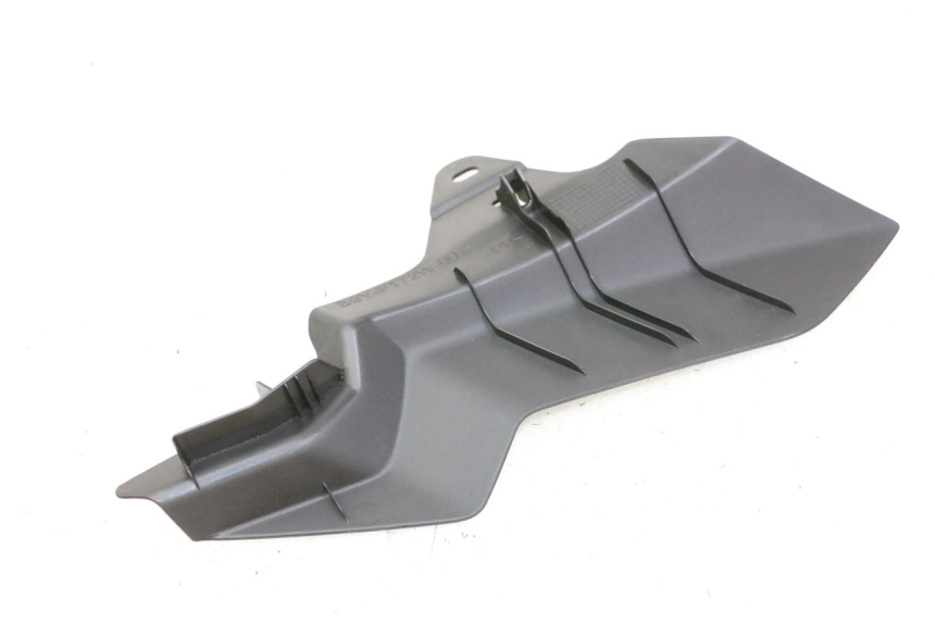 photo de TELAIO CARENA DESTRA YAMAHA XMAX X-MAX 125 (2021 - 2025) - Primo piano tecnico