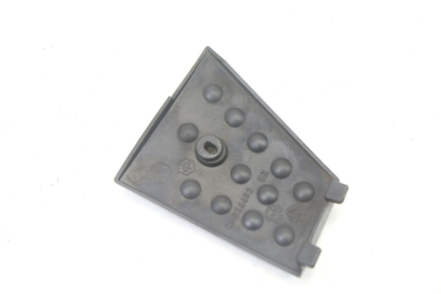 photo de TELAIO CARENA DESTRA PIAGGIO XEVO - X EVO 125 (2007 - 2017) - Zoom sullo stato d'uso