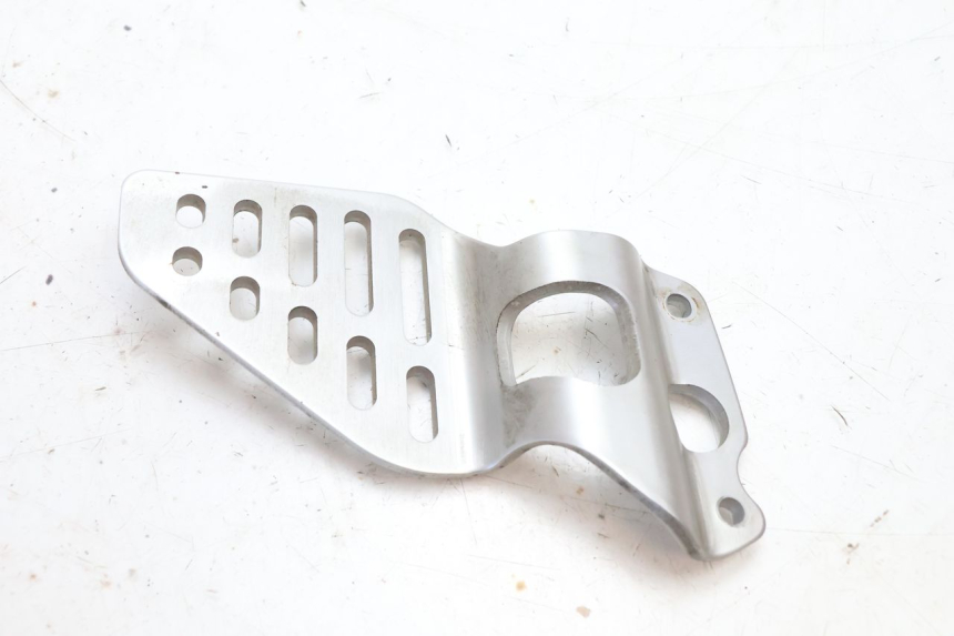 photo de TELAIO CARENA DESTRA YAMAHA YZF R6 600 (2008 - 2009) - Zoom sullo stato d'uso