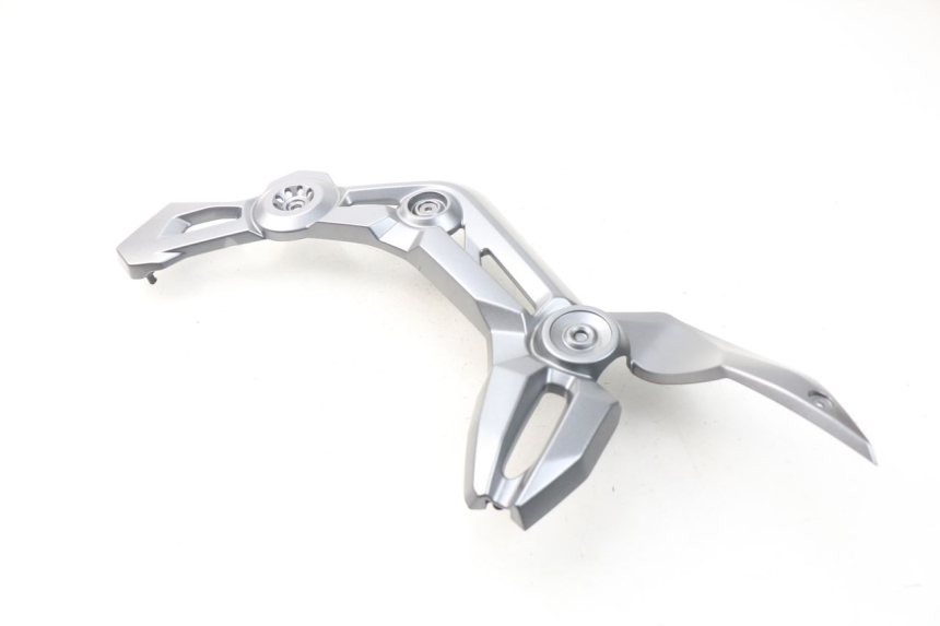 photo de COPERCHIO TELAIO LATERALE DESTRO KAWASAKI Z Z900 900 (2017 - 2019) - Altra angolazione