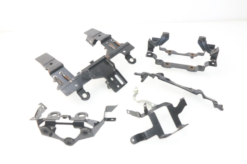 photo de Telaio laterale di copertura YAMAHA FZ8 800 (2010 - 2016) - Dettaglio del componente