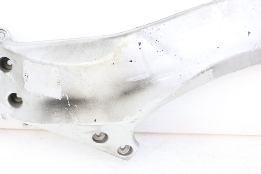 photo de TELAIO CARENA SINISTRA APRILIA RS 50 (1999 - 2005) - Caratteristiche distintive