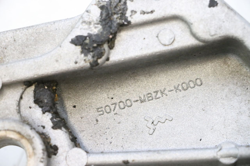 photo de TELAIO CARENA SINISTRA HONDA CB F HORNET 600 (2005 - 2006) - Dettaglio del componente
