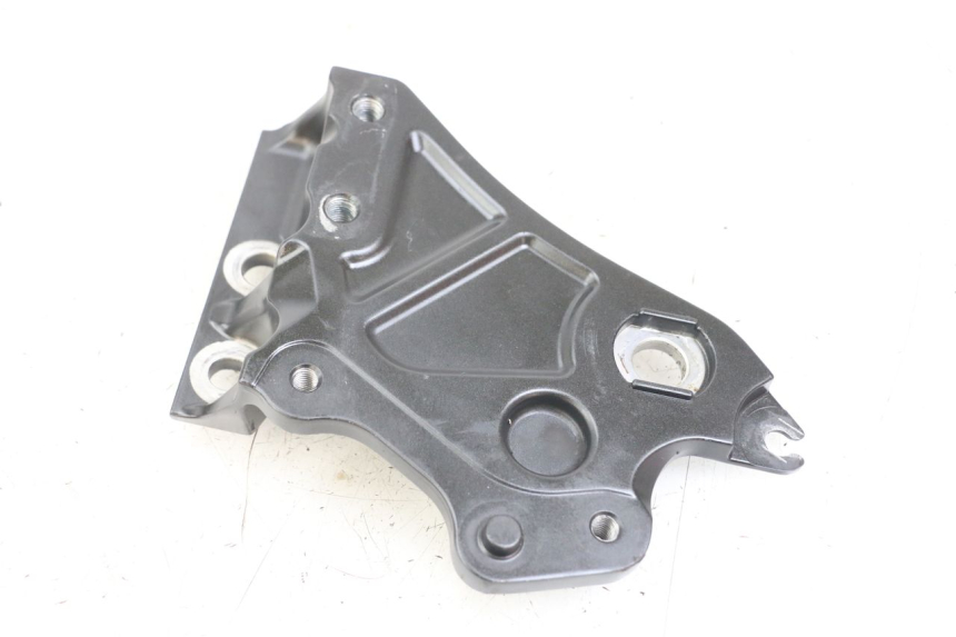 photo de CACHE TELAIO LATERALE SINISTRO YAMAHA MT-07 MT07 ABS 700 (2014 - 2017) - Primo piano tecnico