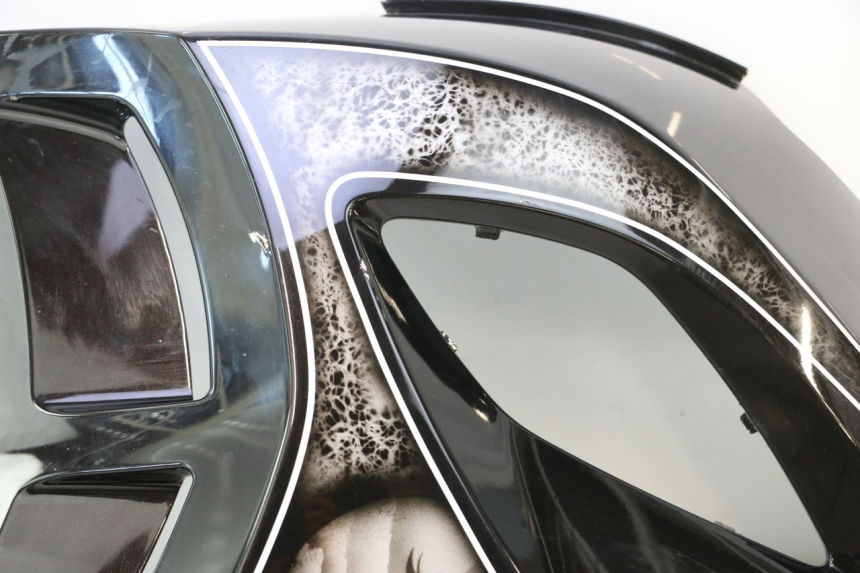 photo de TELAIO CARENA SINISTRA CAN-AM SPYDER RS 1000 (2008 - 2012) - Stato della superficie e materiale