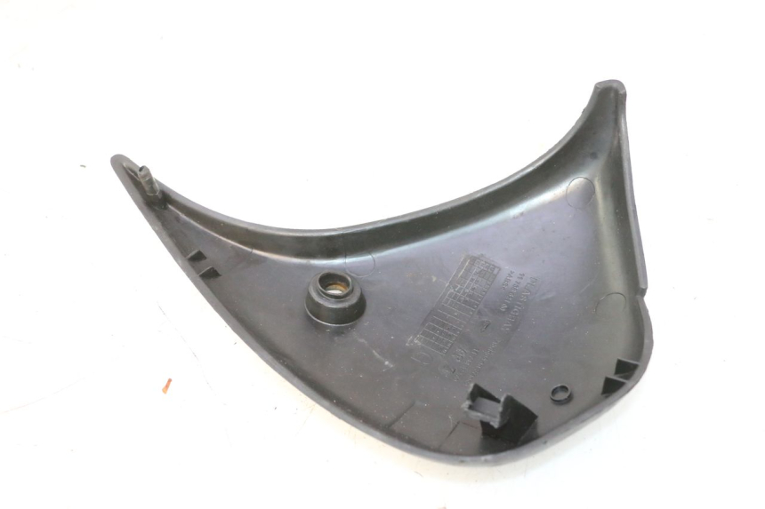 photo de TELAIO CARENA SINISTRA PEUGEOT TREKKER 50 (1995 - 2004) - Primo piano tecnico