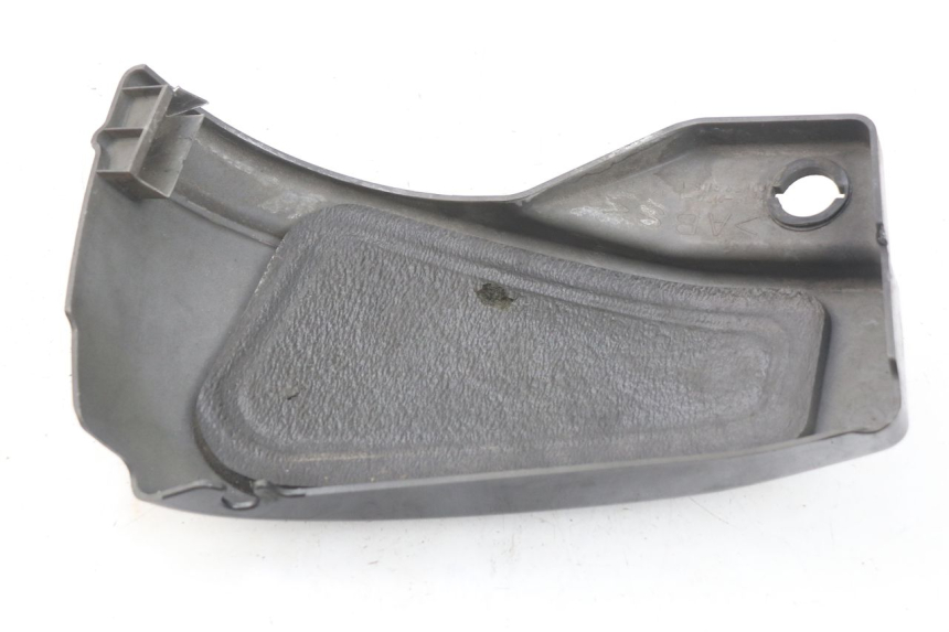 photo de COPERCHIO TELAIO LATERALE SINISTRO YAMAHA XVS DRAG STAR DRAGSTAR 650 (1997 - 2007) - Altra angolazione