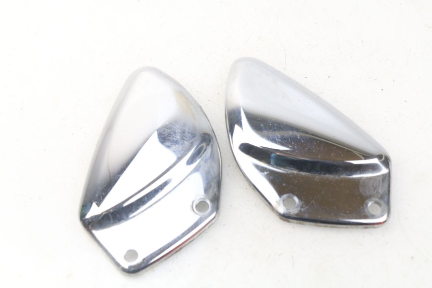 photo de COPERCHIO TELAIO LATERALE SUZUKI GSX-F GSXF 600 (1998 - 2004) - Dettaglio del componente