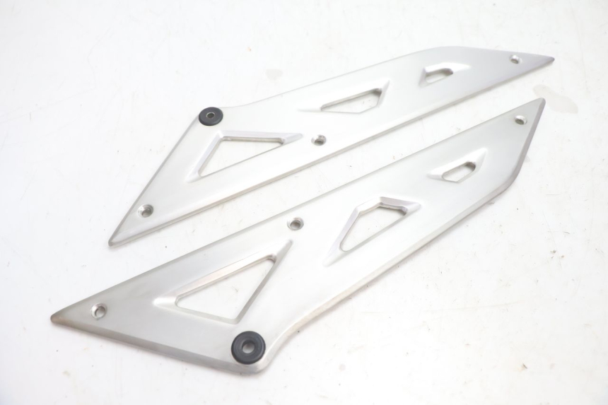 photo de Telaio laterale di copertura SUZUKI GSX F GSXF 750 (1988 - 1998) - Vista principale