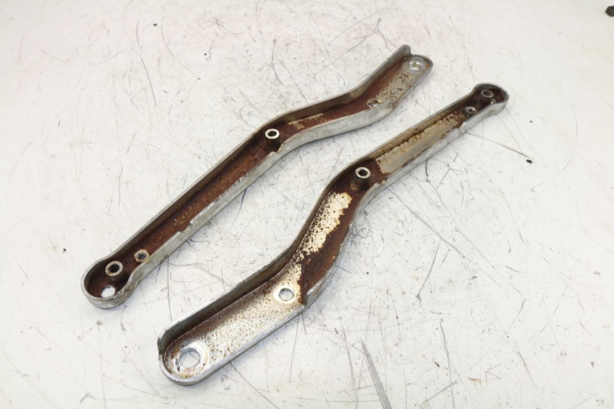 photo de CACHE TELAIO LATERALE HONDA CA REBEL 125 (1995 - 2001) - Dettaglio del componente