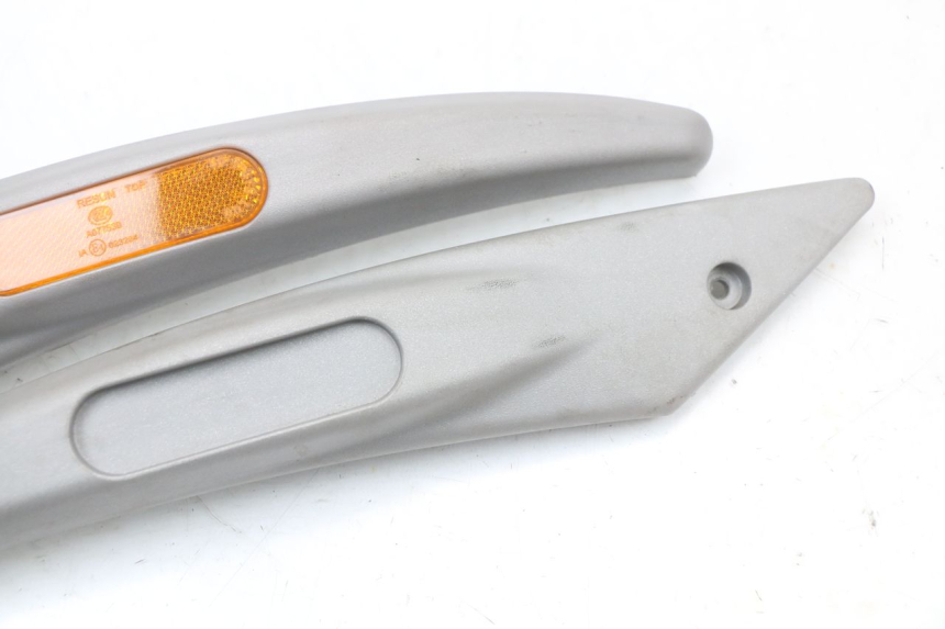 photo de TELAIO CARENA PIAGGIO LIBERTY 4T 50 (2004 - 2008) - Zoom sullo stato d'uso