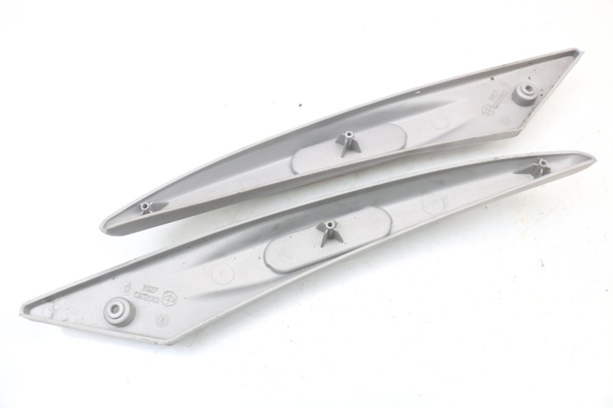 photo de TELAIO CARENA PIAGGIO LIBERTY 4T 50 (2004 - 2008) - Altra angolazione