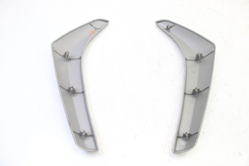 photo de Telaio laterale di copertura PIAGGIO LIBERTY 4T 50 (2009 - 2015) - Vista d'insieme del prodotto