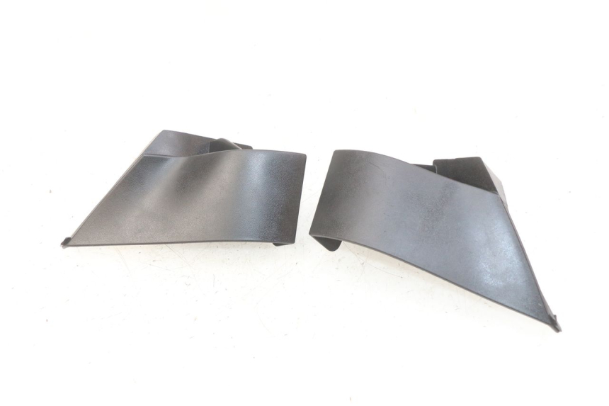 photo de CACHE TELAIO LATERALE PIAGGIO LIBERTY IGET S 125 (2016 - 2020) - Dettaglio del componente