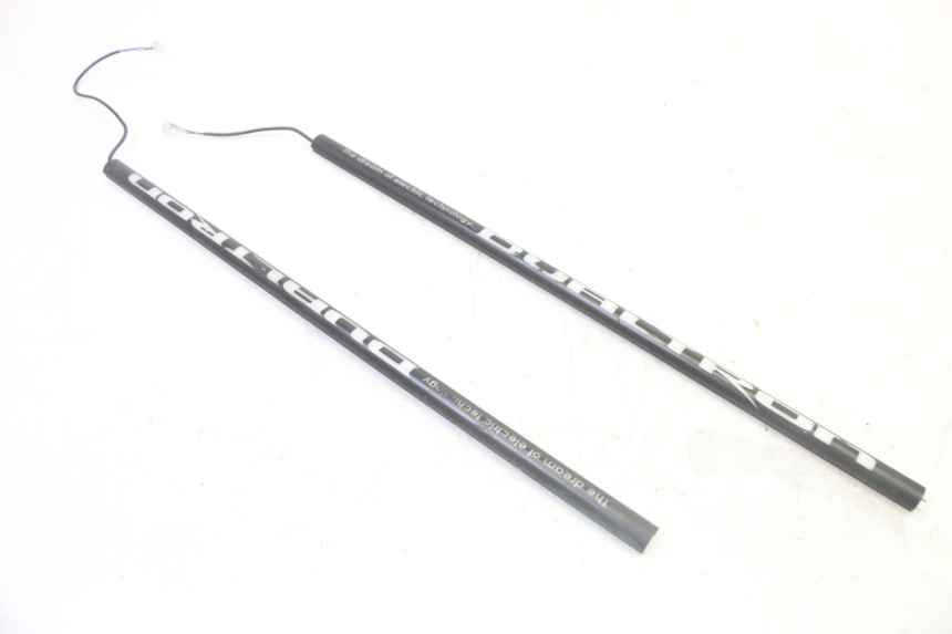 photo de TELAIO CARENA DUALTRON MINI SPECIAL 1 - Stato della superficie e materiale