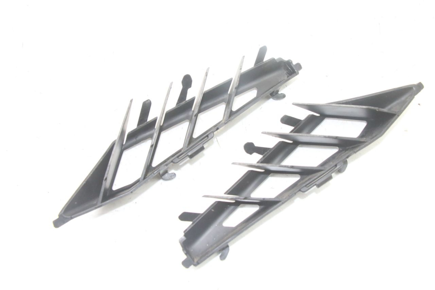 photo de TELAIO CARENA PEUGEOT SPEEDFIGHT 3 LC 2T 50 (2009 - 2015) - Zoom sullo stato d'uso