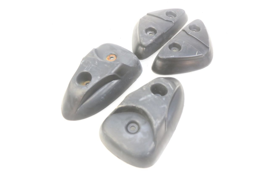 photo de CACHE TELAIO LATERALE MBK STUNT NAKED 50 (2004 - 2018) - Dettagli dei punti di fissaggio