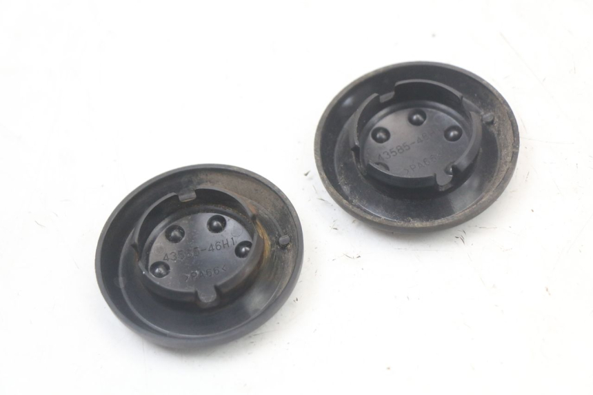 photo de CACHE TELAIO LATERALE SUZUKI GSR 750 (2011 - 2017) - Zoom sullo stato d'uso