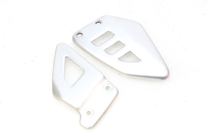 photo de CACHE TELAIO LATERALE SUZUKI SV N 650 (1999 - 2002) - Vista principale