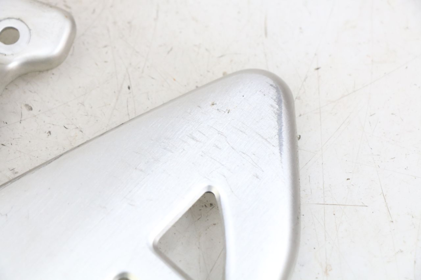 photo de CACHE TELAIO LATERALE SUZUKI SV N 650 (1999 - 2002) - Dettaglio del componente