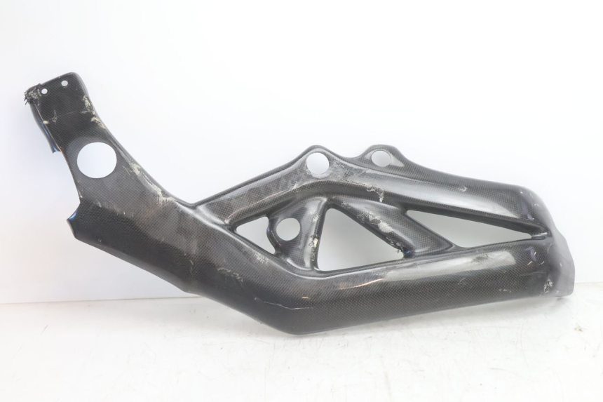 photo de TELAIO CARENA SUZUKI SV S 650 (2003 - 2009) - Dettagli dei punti di fissaggio