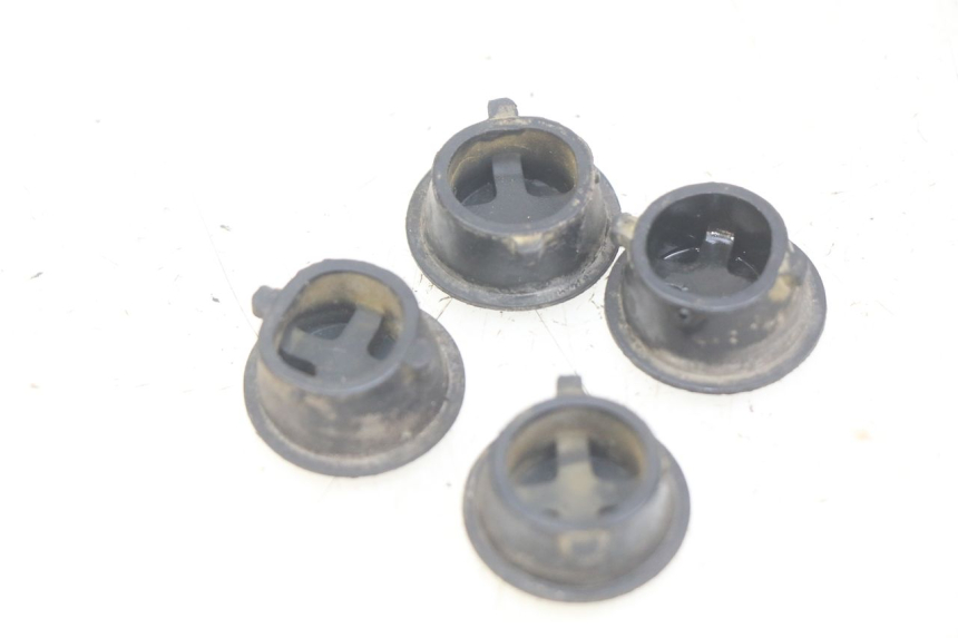 photo de CACHE TELAIO LATERALE SYM SYMPHONY 125 (2009 - 2015) - Dettaglio del componente