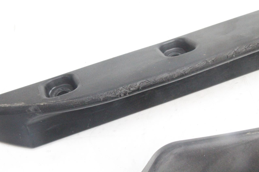 photo de TELAIO CARENA YAMAHA WAVE RUNNER GP R 1200 (2000 - 2003) - Altra angolazione