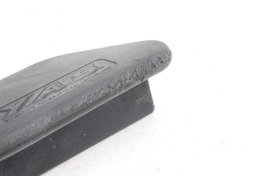 photo de TELAIO CARENA YAMAHA WAVE RUNNER GP R 1200 (2000 - 2003) - Dettagli dei punti di fissaggio