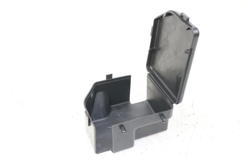 photo de TELAIO CARENA YAMAHA FZS FAZER 600 (2001 - 2003) - Vista principale