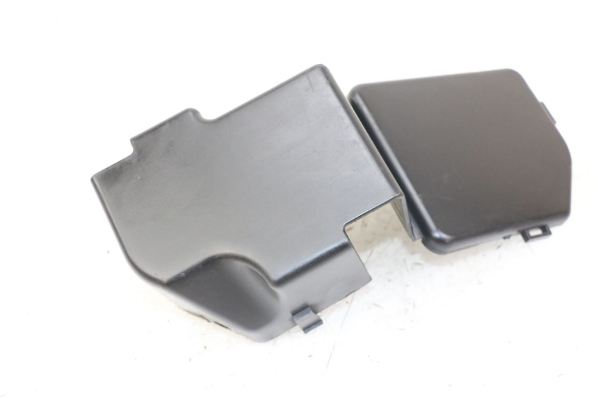 photo de TELAIO CARENA YAMAHA FZS FAZER 600 (2001 - 2003) - Zoom sullo stato d'uso