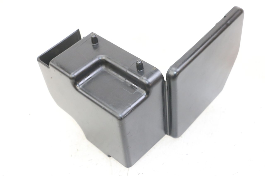 photo de TELAIO CARENA YAMAHA FZS FAZER 600 (2001 - 2003) - Altra angolazione