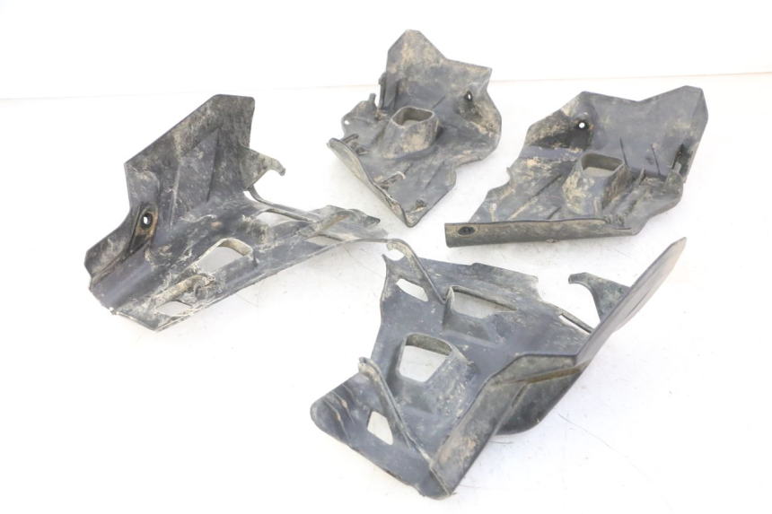 photo de TELAIO CARENA YAMAHA YFM GRIZZLY 550 (2008 - 2015) - Zoom sui componenti