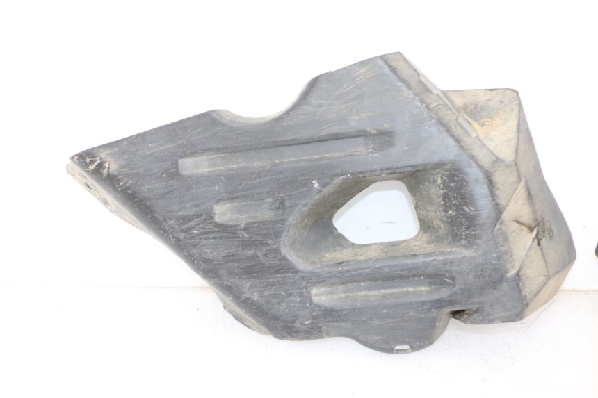 photo de TELAIO CARENA YAMAHA YFM GRIZZLY 550 (2008 - 2015) - Stato della superficie e materiale