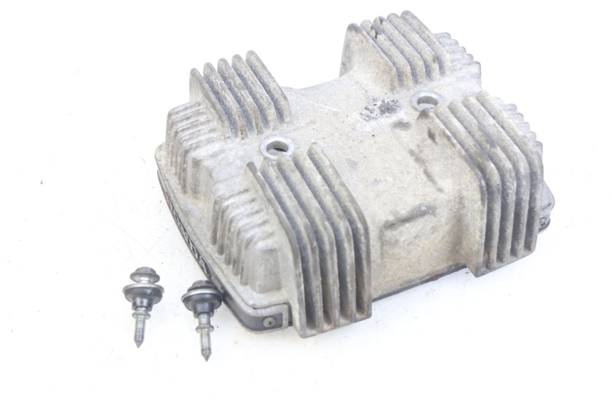 photo de COPERCHIO VALVOLE HONDA CM 125 (1983 - 2003) - Altra angolazione