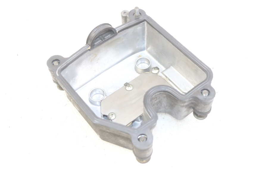 photo de COPERCHIO VALVOLE KYMCO DINK STREET 125 (2009 - 2014) - Altra angolazione