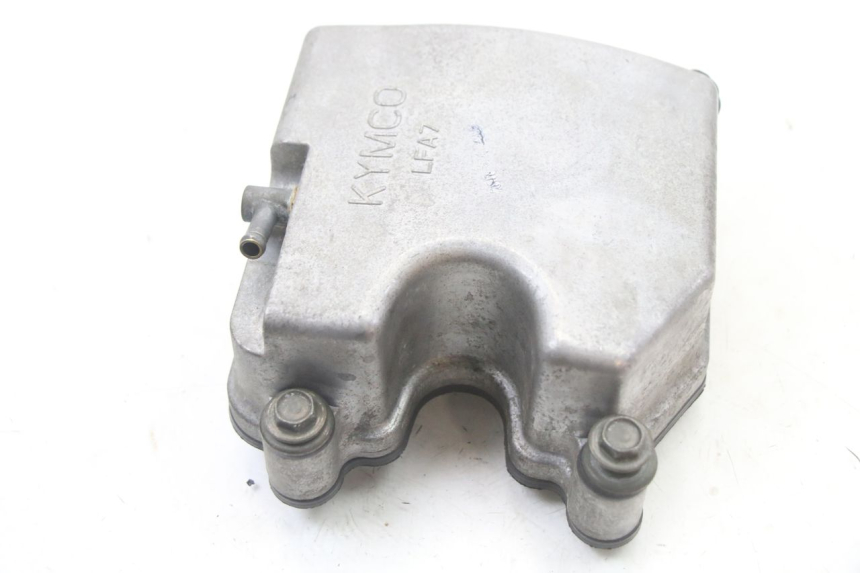 photo de COPERCHIO VALVOLE KYMCO DINK STREET 125 (2009 - 2014) - Zoom sullo stato d'uso