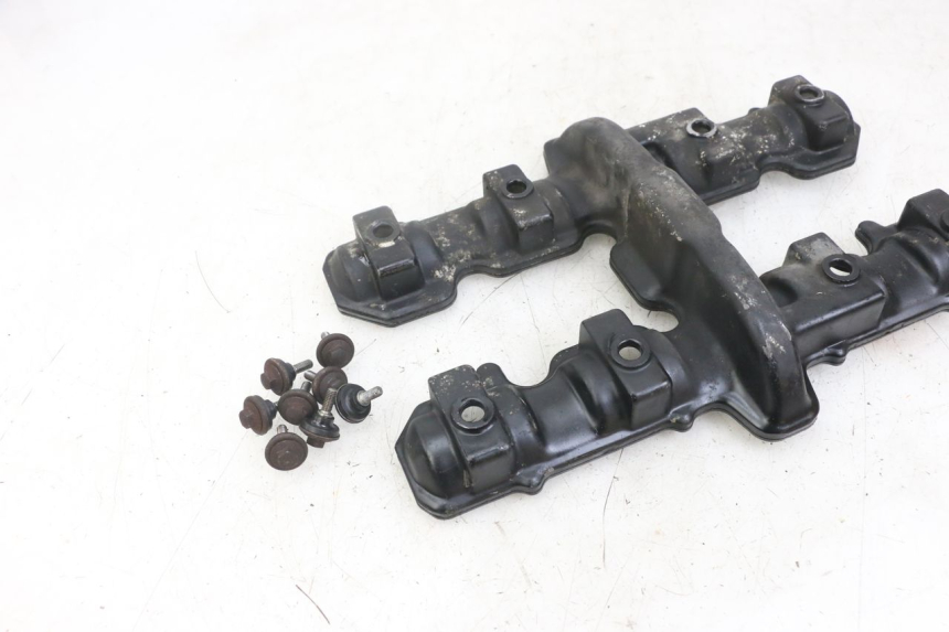 photo de COPERCHIO VALVOLE YAMAHA FJ 3CX 1200 (1986 - 1996) - Dettagli dei punti di fissaggio