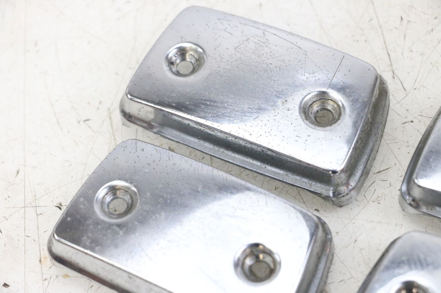 photo de CARTER TESTATA SUZUKI GSX E 250 (1982 - 1983) - Altra angolazione