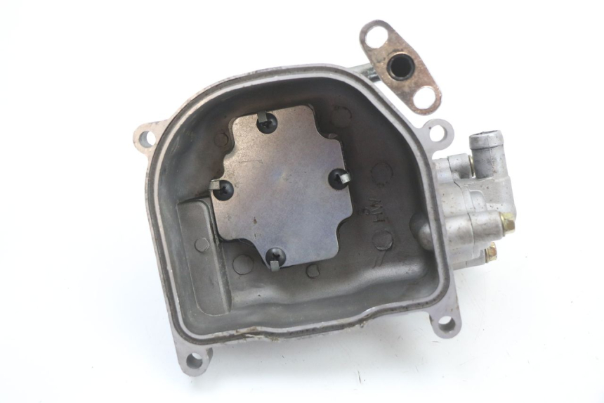 photo de COPERCHIO VALVOLE PEUGEOT KISBEE 4T 50 (2010 - 2017) - Vista d'insieme del prodotto