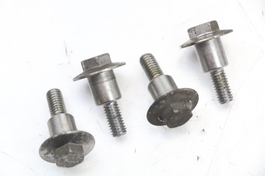 photo de CARTER TESTATA KAWASAKI NINJA 400 (2018 - 2023) - Dettagli dei punti di fissaggio