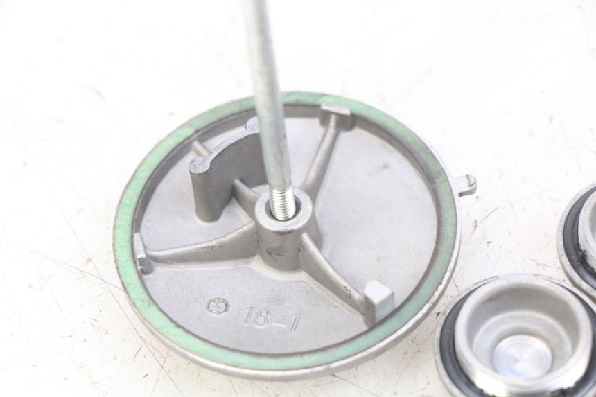 photo de COPERCHIO VALVOLE YCF PILOT 125 - Zoom sullo stato d'uso