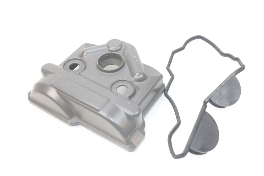 photo de COPERCHIO VALVOLE SUZUKI RM-Z RMZ 250 (2010 - 2016) - Primo piano tecnico