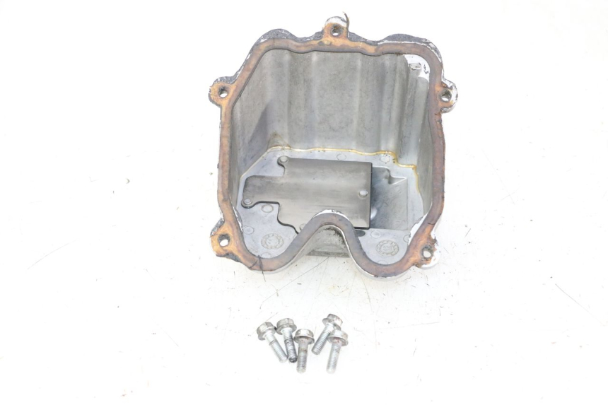 photo de CARTER TESTATA PEUGEOT SATELIS 125 (2010 - 2012) - Altra angolazione