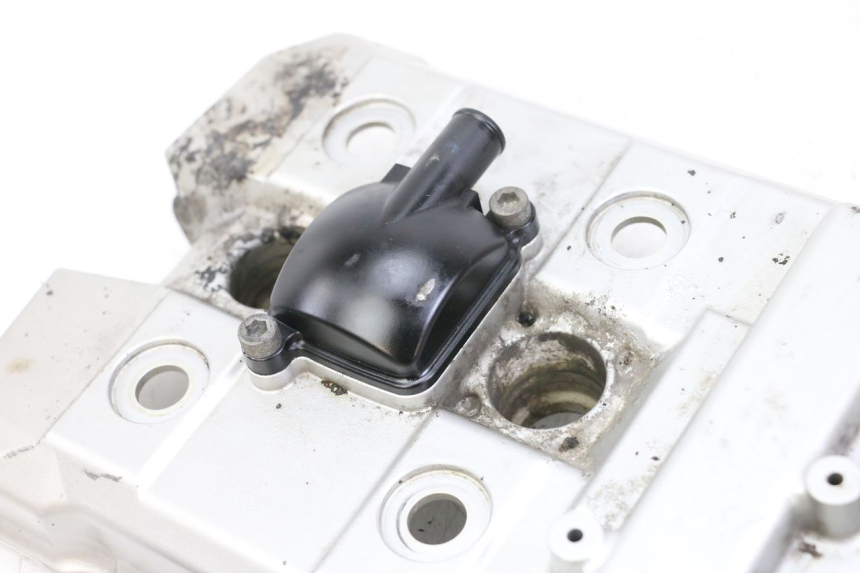 photo de CARTER TESTATA SUZUKI GSX F GSXF 650 (2007 - 2015) - Altra angolazione