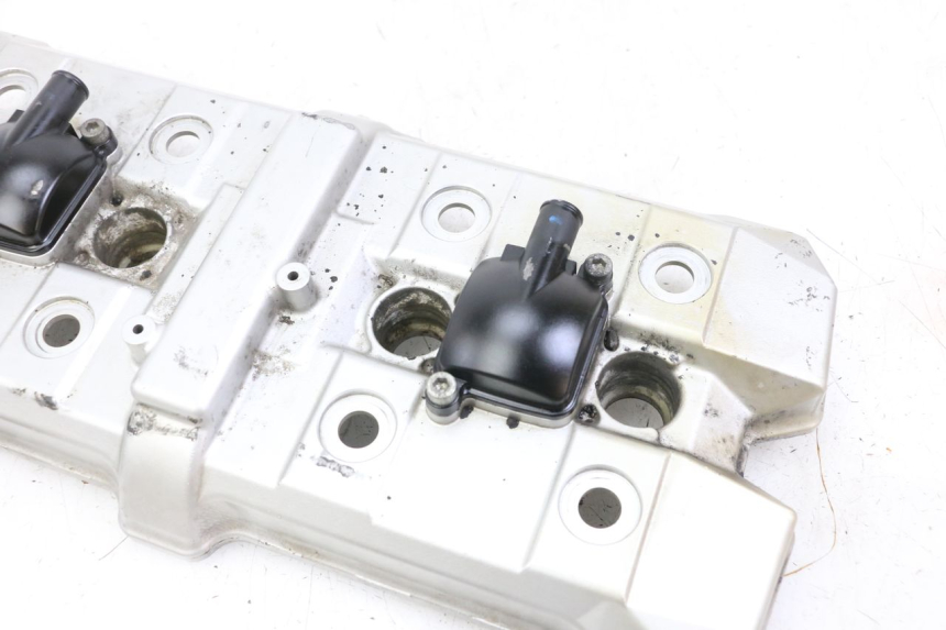 photo de CARTER TESTATA SUZUKI GSX F GSXF 650 (2007 - 2015) - Primo piano tecnico