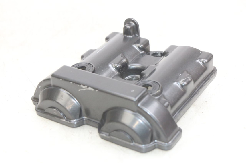 photo de COPERCHIO VALVOLE SUZUKI SV N 650 (1999 - 2002) - Altra angolazione